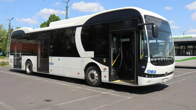 Egy feltöltéssel akár 350 kilométert is képes megtenni