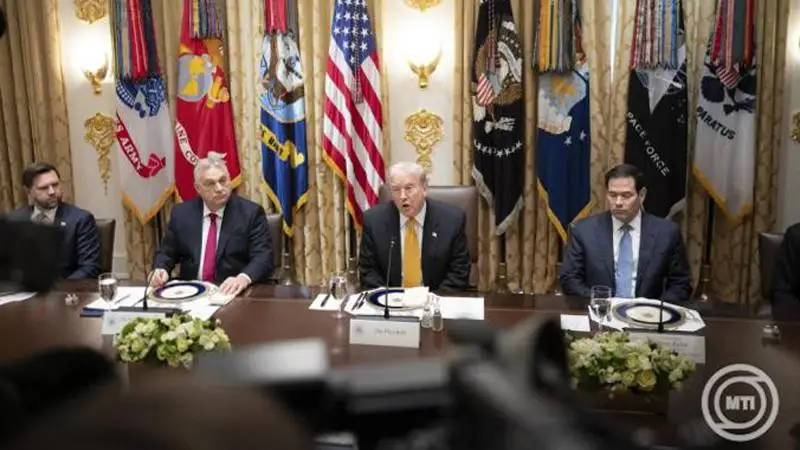 Feloldotta szankcióit a Fehér Ház