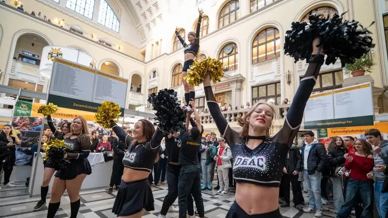 Immár 20. alkalommal nyitotta meg kapuit a DExpo