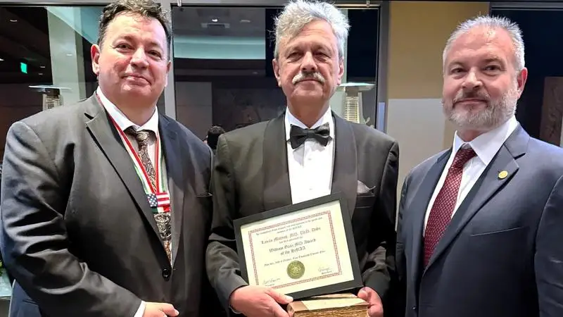 Ganz-díjat kapott az Általános Orvostudományi Kar dékánja