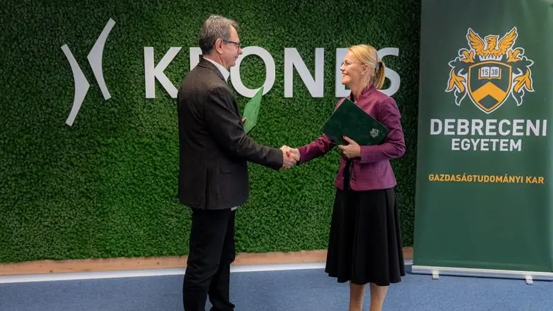 Debreceni Egyetem és Krones: együtt a gyakorlati képzésért