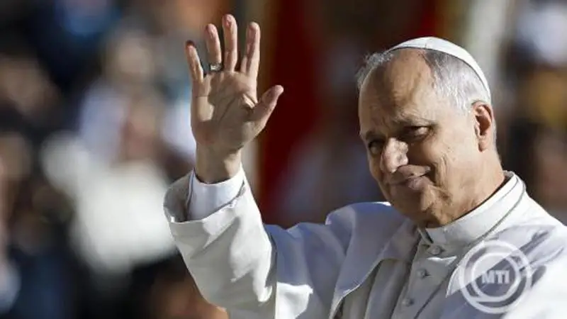 Karácsony a remény ünnepe, váljunk a béke hírnökeivé!