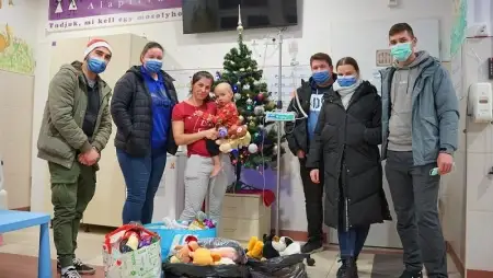 „Tégy jót és jó dolgok történnek” – harmadik éve segítik a rászoruló gyerekek karácsonyát