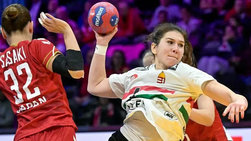 Hatgólos hátrányt ledolgozva döntetlen Japán ellen