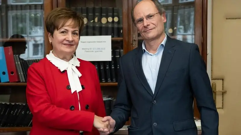 Új eszközökkel segítik a debreceni gyermekklinika munkáját