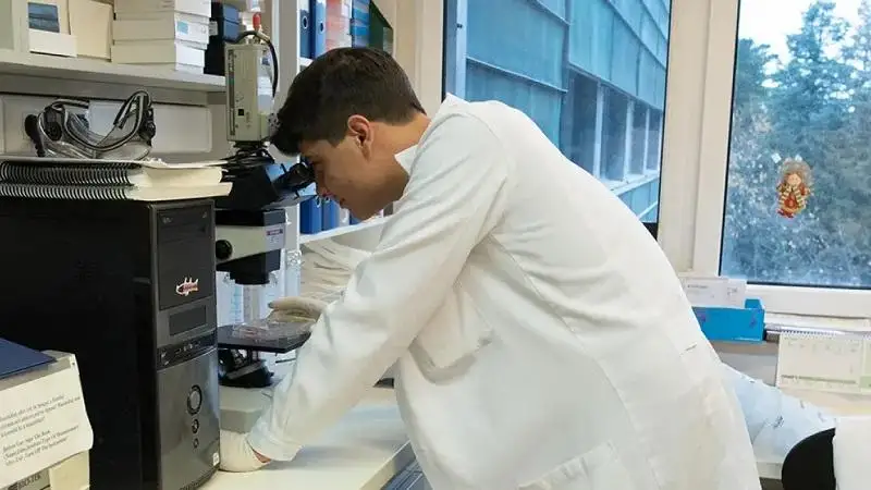 Debrecenből a világ élvonalába: az Immunológiai Intézet 25 éve