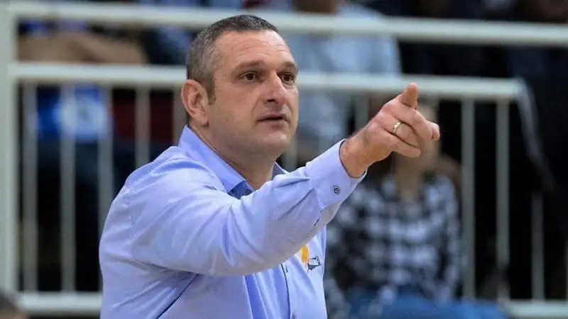 A szakvezető hat évig dolgozott a DEAC-nál  