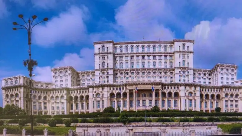 Jelentős adóemelések Romániában