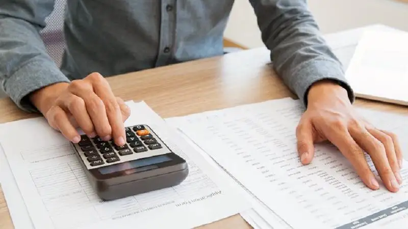 Szerdán éjfélig még benyújtható a kisadózók bevallása