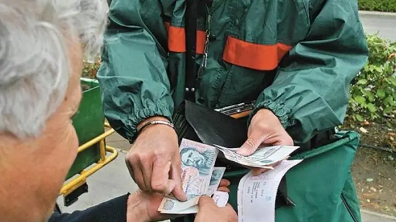 A februári dupla és a 14. havi nyugdíj első negyedét is postázzák