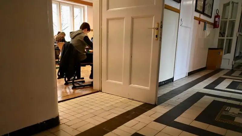 Kézzel írt felvételi lapok beküldésére nincs lehetőség
