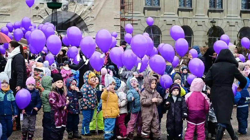 Lila lufik vitték a reményt a magasba a Debreceni Egyetemen