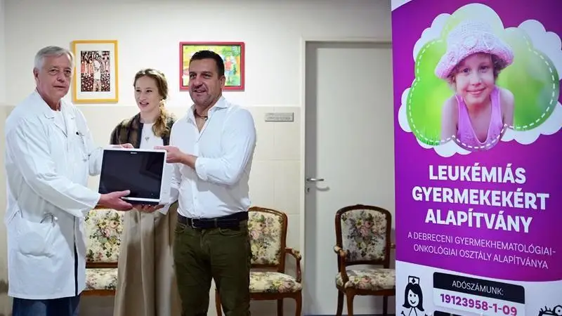 Tenki Réka és Csányi Sándor ismét a Leukémiás Gyermekekért Alapítvány mellé állt