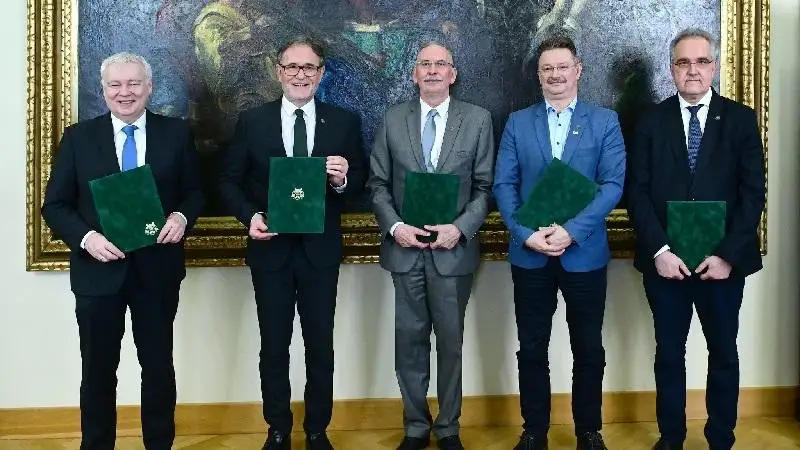 A BMW Gyár Debrecen és a Debreceni Egyetem új szintre emeli együttműködését