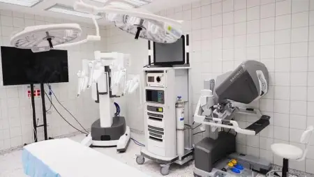 Második Da Vinci robot érkezett Debrecenbe  – új korszak a sebészetben