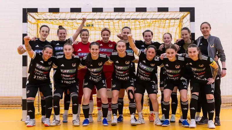 Bombagólokat rúgva nyerték a rangadót a Debreceni Egyetem női futsalosai
