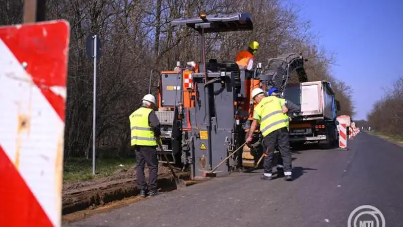 Hat vármegyében, 93 útszakaszon kezdődnek felújítások