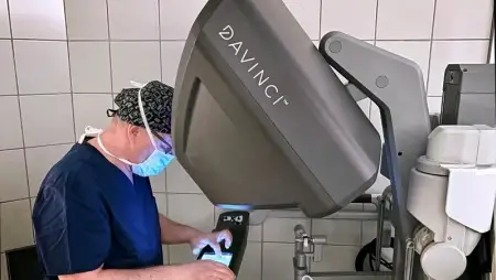 Debrecenben elindult a világszínvonalú robotasszisztált mellkassebészet