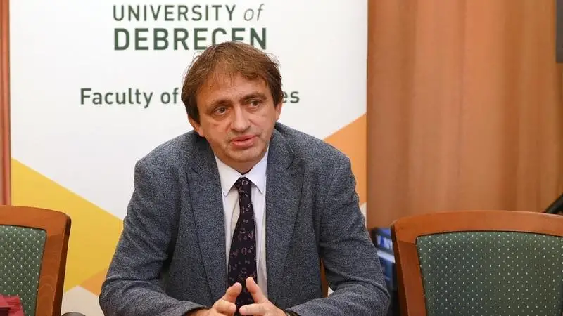 A QS 2026 rangsorában kiemelkedően szerepel a Debreceni Egyetem Bölcsészettudományi Kara