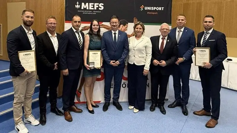 A Debreceni Egyetem munkatársai is kaptak kitüntetést
