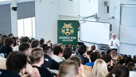 Erste-vezér: kiszámítható gazdaságpolitika nélkül nincs versenyképesség