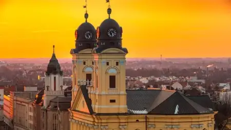 Sok helyen ingyenes programokkal vagy kedvezményes belépőjegyekkel várják a látogatókat