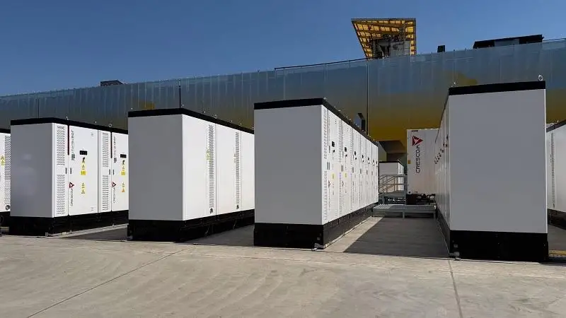 Átadták az MVM új tiszaújvárosi energiatárolóját — a rendszer tovább növeli a hazai ellátásbiztonságot