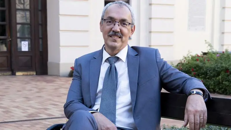 Korábban már volt az intézmény vezetője