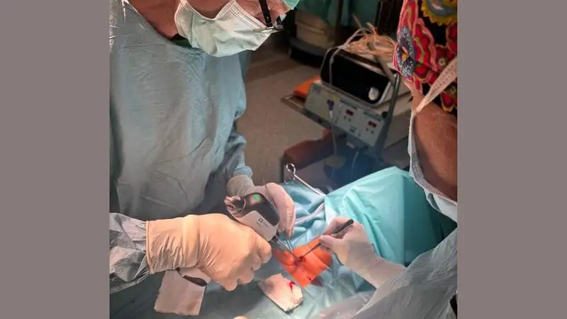 Video‑asszisztált pajzsmirigyműtétek Debrecenben – minimális heg, gyors felépülés