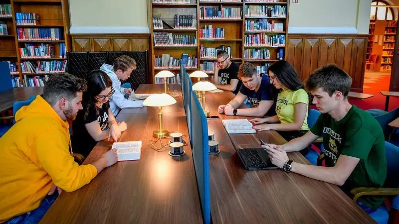 Debreceni Egyetem: 246 kutató kap ösztöndíjat az EKÖP programban