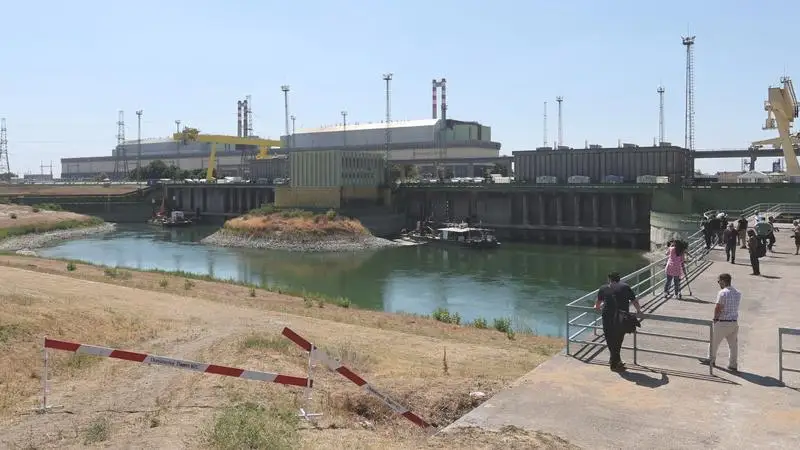 A paksi erőmű teljesítménye normál esetben 2000 megawatt