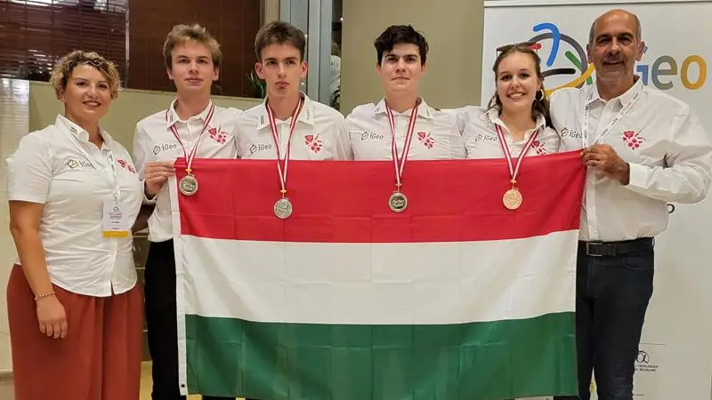 Mind a négy magyar versenyző érmes elismerést ért el az iGeo Földrajzi Olimpián 