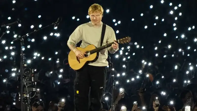 Ed Sheeran valamennyi előzenekara kilépett a sztár turnéjából