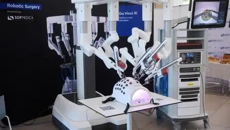 Másfél év alatt több mint 1200 sikeres robotasszisztált műtét a Debreceni Egyetemen