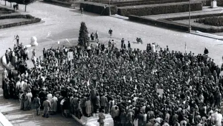 Hallgatókat és munkatársakat vár a Debreceni Egyetem az 1956-os fotók újraalkotására