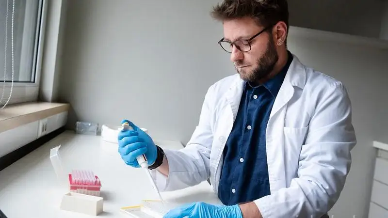 Debreceni kutatók fontos összefüggést találtak a D‑vitamin és egy leukémiás szövődmény között