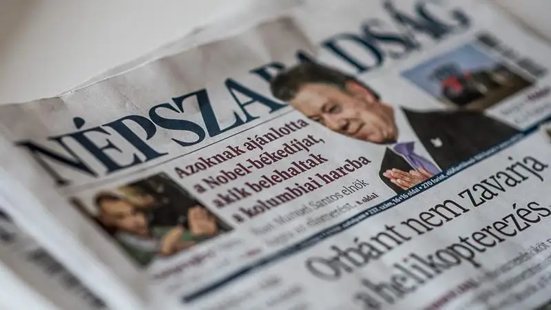 Egyesíti erőit a Népszavával s online újságként és nyomtatott hetilapként jelentkezik