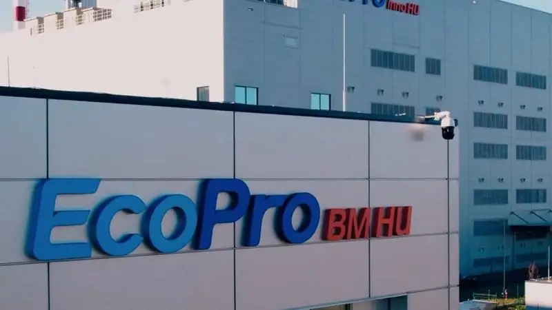 Tűzoltási gyakorlatot tartanak az EcoPro BM Hungary telephelyén